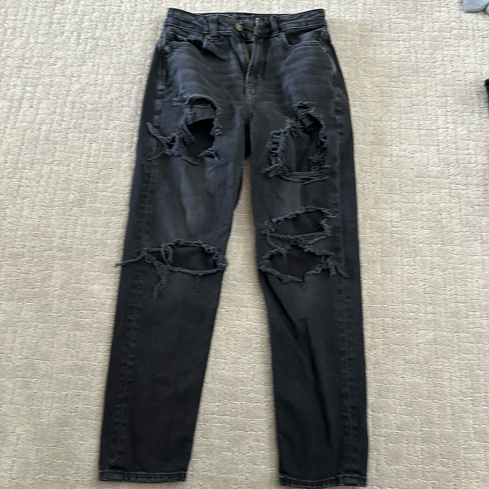 women’s American Eagle black jeans - size 00 short
